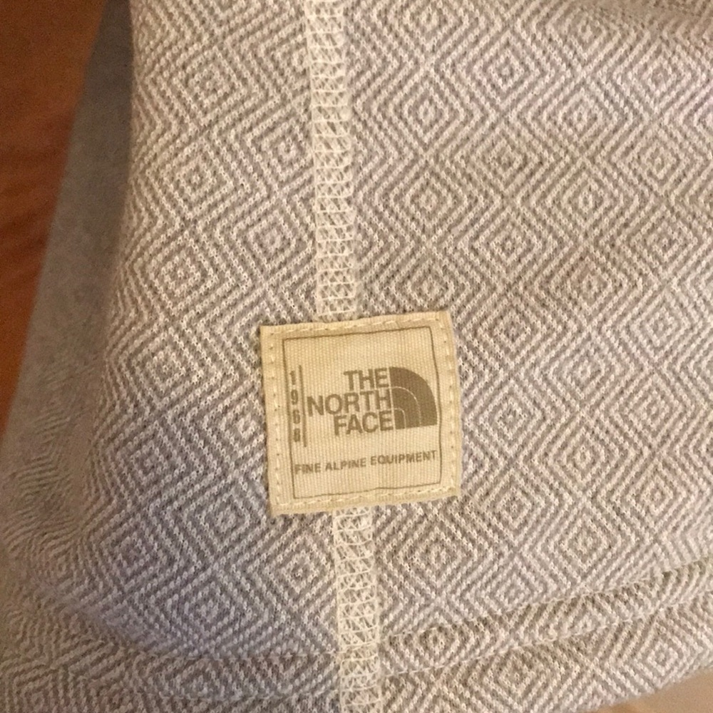 North Face Pullover - image 3